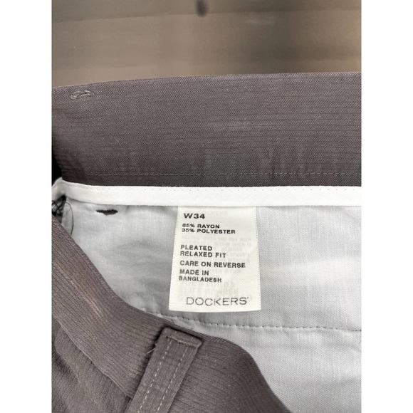 Dockers Gray Premium Golf Shorts, Mens Size 34 - Picture 3 of 4